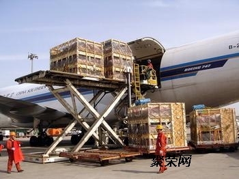 上海空運口罩出口報關與貨代物流綜合解決方案及保潔服務聯動